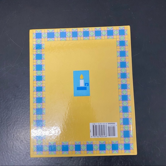 4 DISNEY KIDS BOOKS | PERFECT CONDITION - Picture 12 of 12